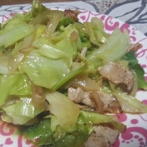 春キャベツ外葉も茎も全部使ってサッパリ肉野菜炒め